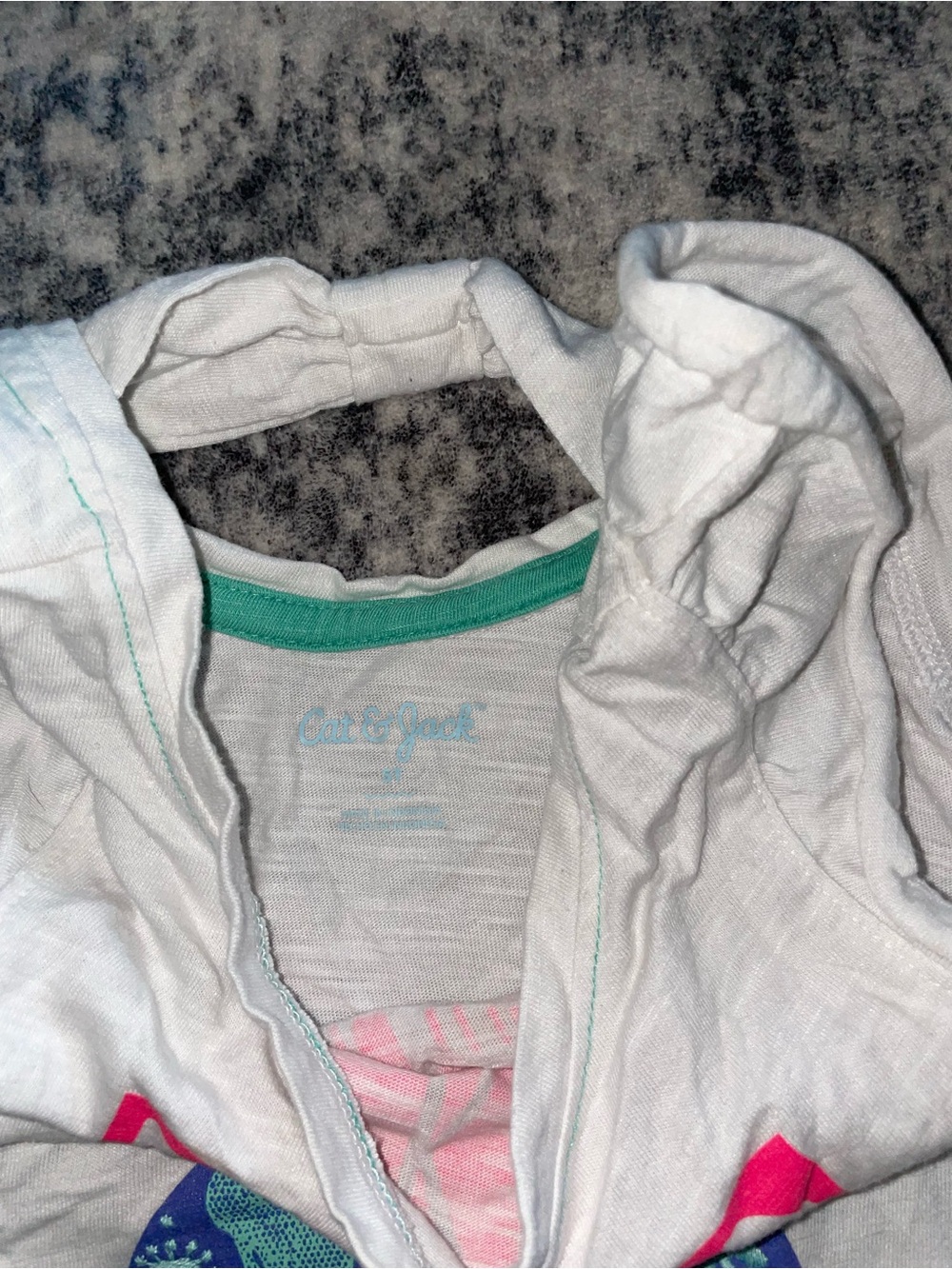 Cat & Jack top size 5T - Picture 2 of 3